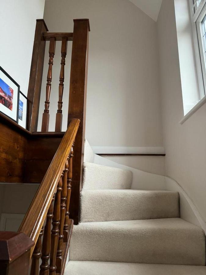 Cosy And Lovely 4-Bed House In Stanmore Stanmore  Kültér fotó