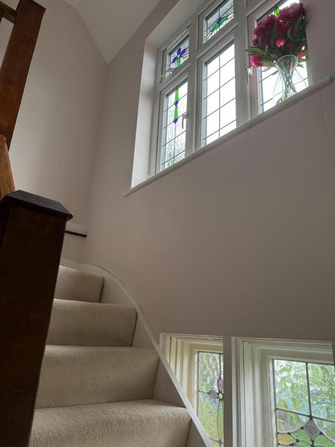 Cosy And Lovely 4-Bed House In Stanmore Stanmore  Kültér fotó